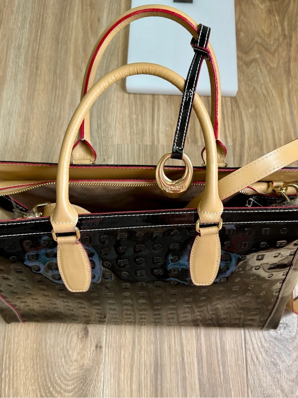 Arcadia Made in Italy Patent Leather Embossed Satchel Tote Bag w/ Strap & Duster